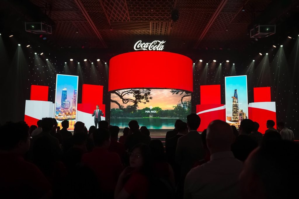 Coca-Cola celebrates 30 years of refreshing Vietnam and launches 2nd ...