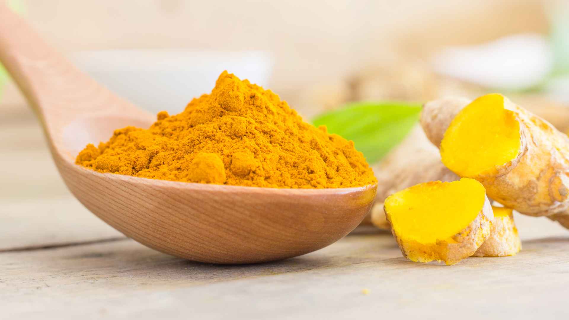 The benefits of turmeric and saffron