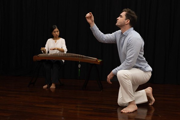 'Bulle' bridges French performing arts and Vietnamese traditional music