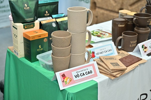 Bio-based Materials from Coffee and Cocoa By-products Draw Attention at Vietnam Coffee Expo 2025