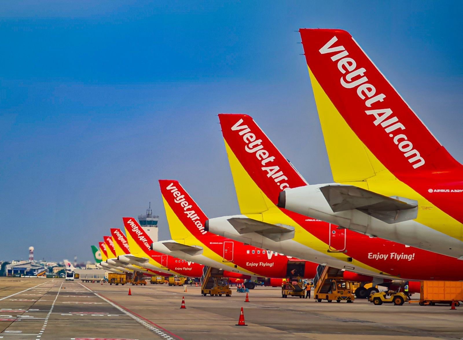 Book your Vietjet flight now for a fulfilling year-end travel season
